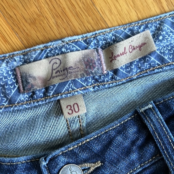 PAIGE Laurel Canyon Jeans Size 30 - Picture 7 of 9